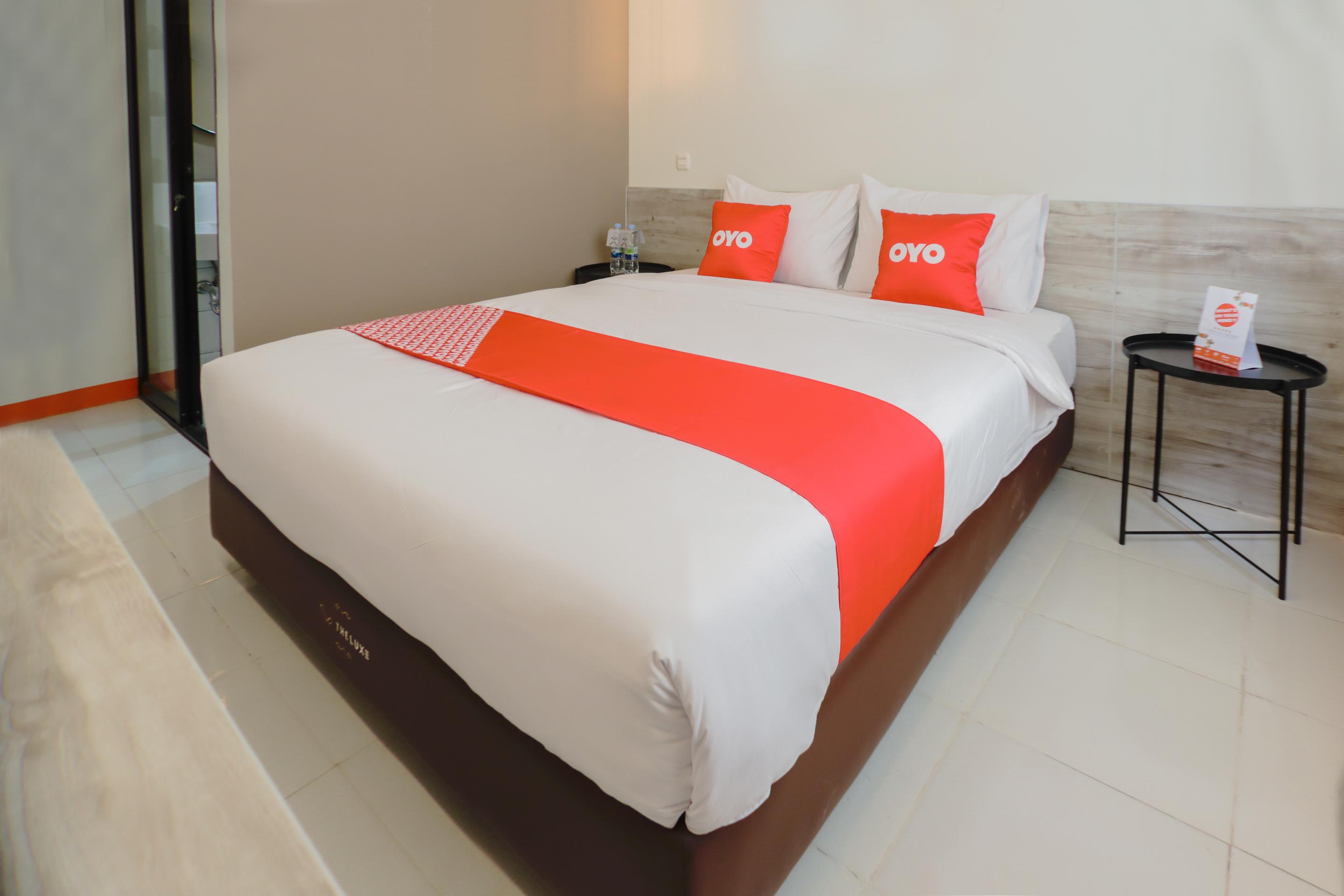 Capital O 281 Hotelo Jakarta Exterior photo